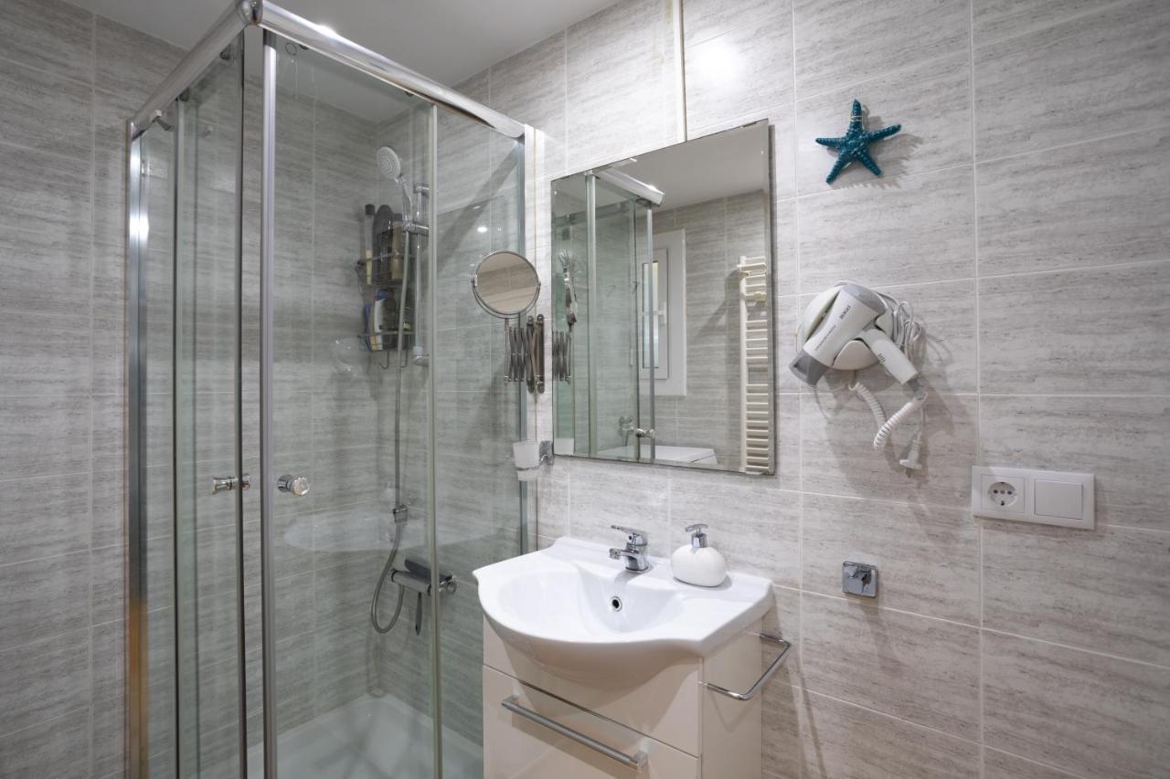 Bonita Casa Adosada Con Jardin Privado Y Piscina Comunitaria กาเลญา เด ปาลาฟรูเจล ภายนอก รูปภาพ