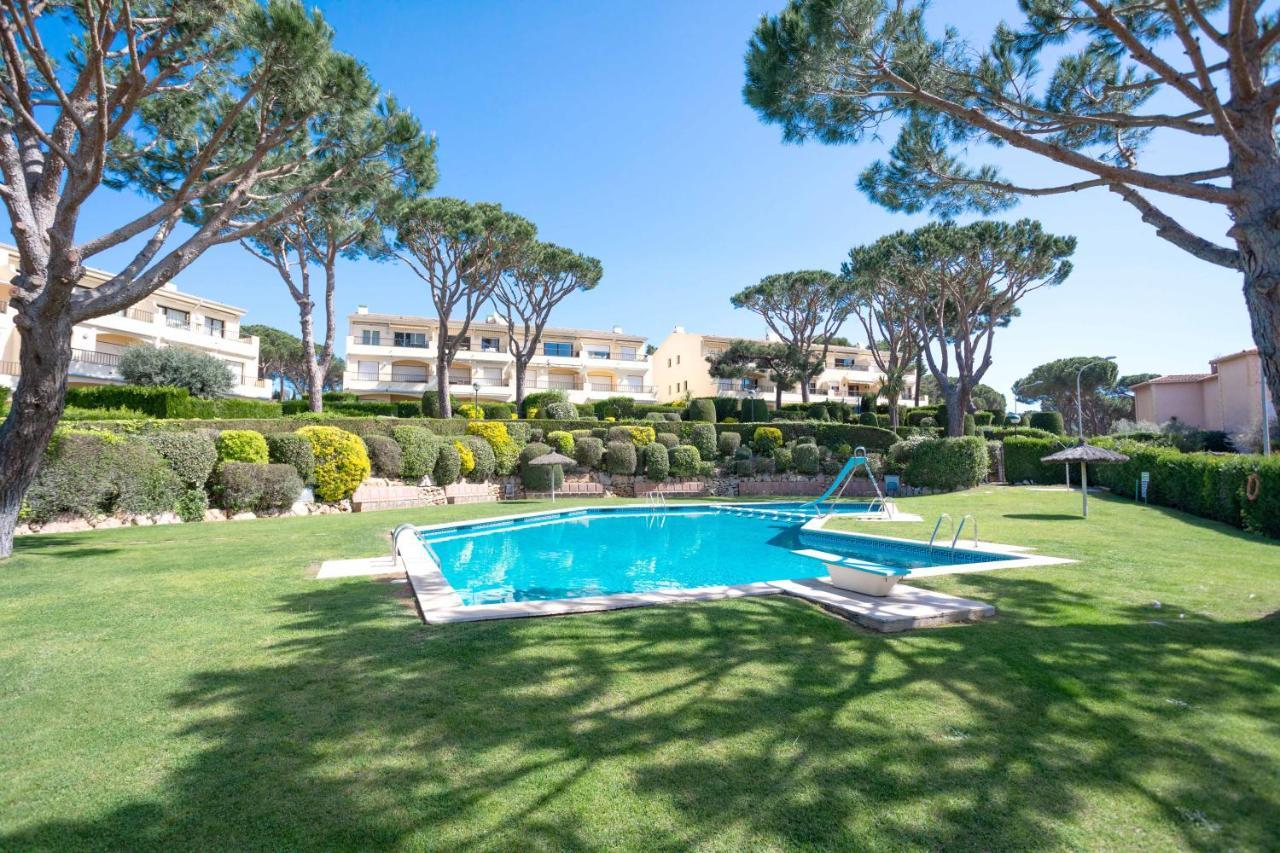 Bonita Casa Adosada Con Jardin Privado Y Piscina Comunitaria กาเลญา เด ปาลาฟรูเจล ภายนอก รูปภาพ