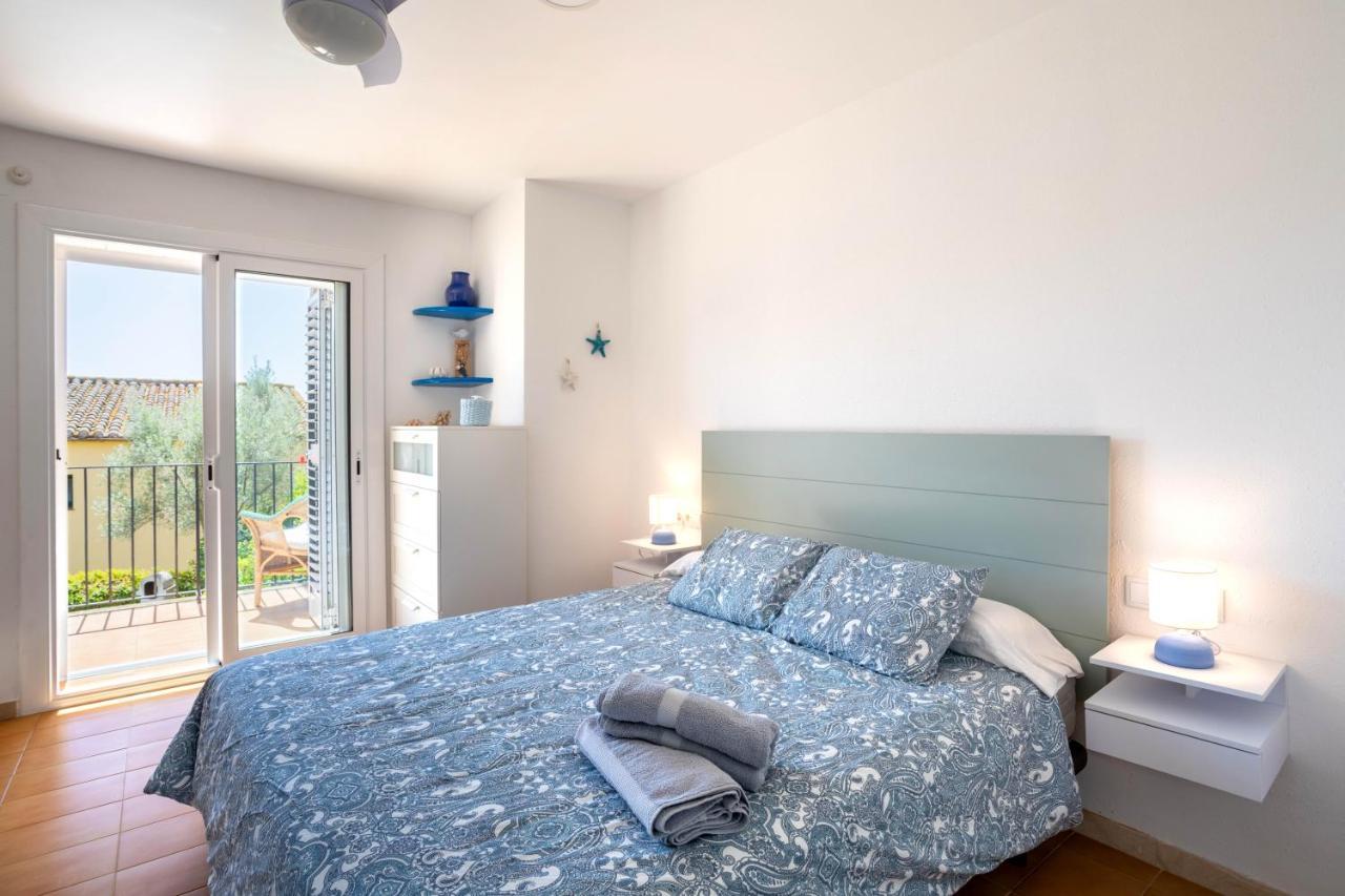 Bonita Casa Adosada Con Jardin Privado Y Piscina Comunitaria กาเลญา เด ปาลาฟรูเจล ภายนอก รูปภาพ
