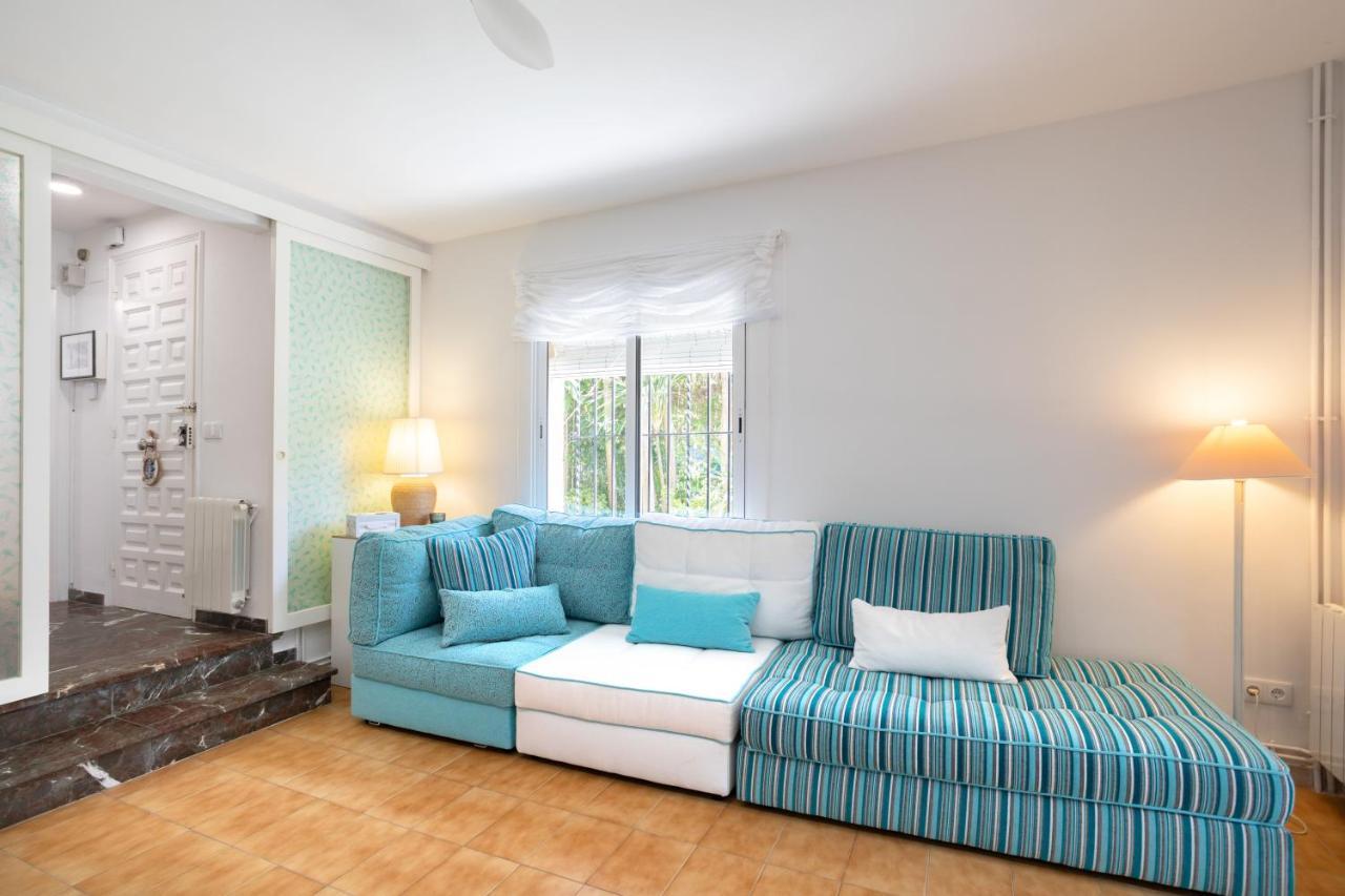 Bonita Casa Adosada Con Jardin Privado Y Piscina Comunitaria กาเลญา เด ปาลาฟรูเจล ภายนอก รูปภาพ