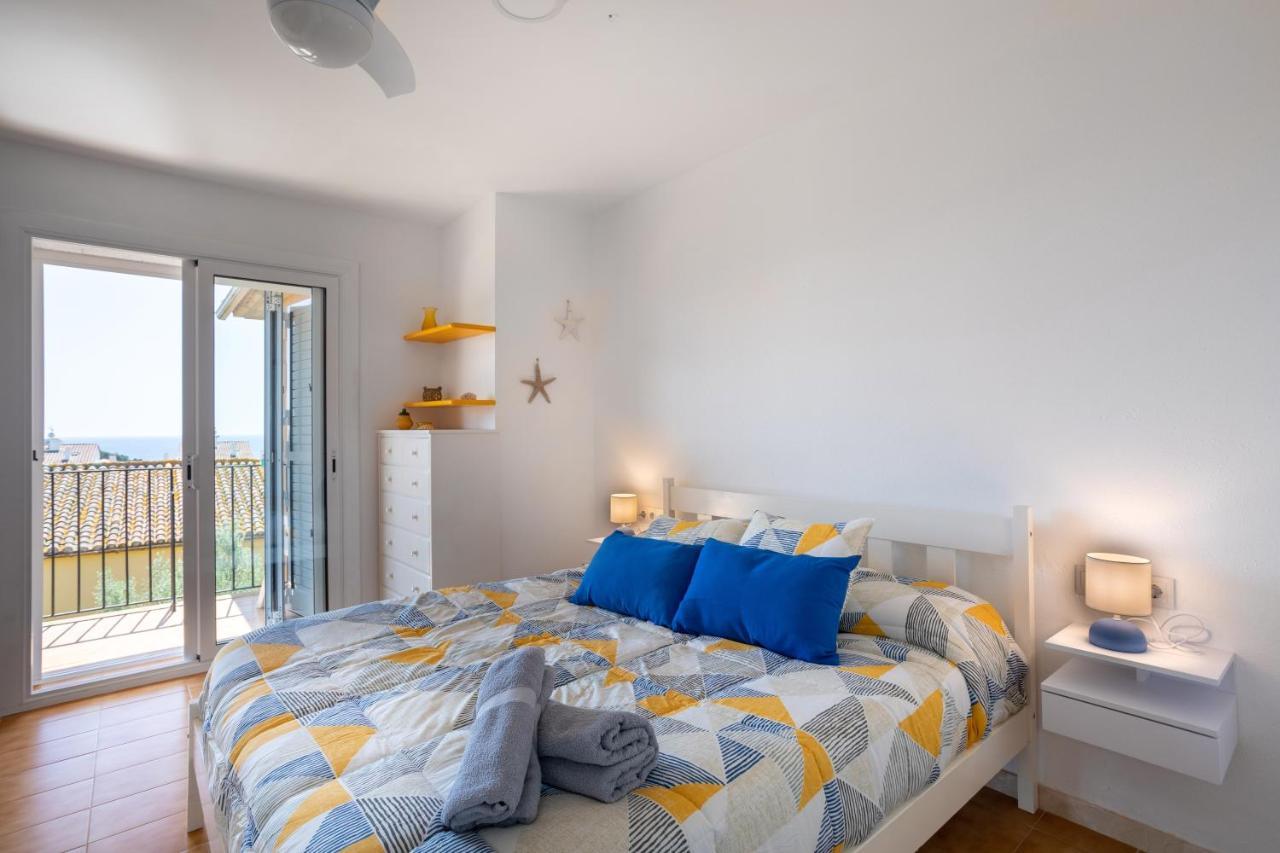 Bonita Casa Adosada Con Jardin Privado Y Piscina Comunitaria กาเลญา เด ปาลาฟรูเจล ภายนอก รูปภาพ